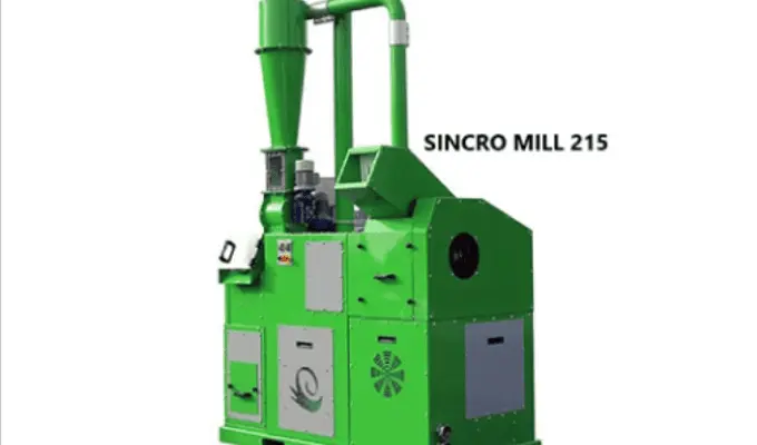 緑色の金属製分離装置「SINCRO MILL 215」が白背景に設置されている