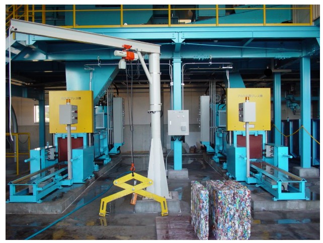 自動空缶プレス機(一方締プレス機)